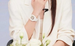 老公总是吃我的奶奶但我很反感